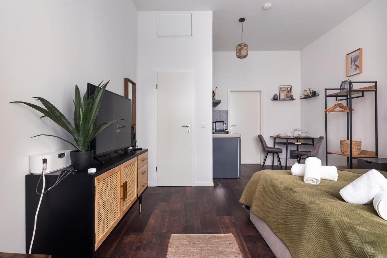 Central Apartment In Heart Of Berlin Exterior photo